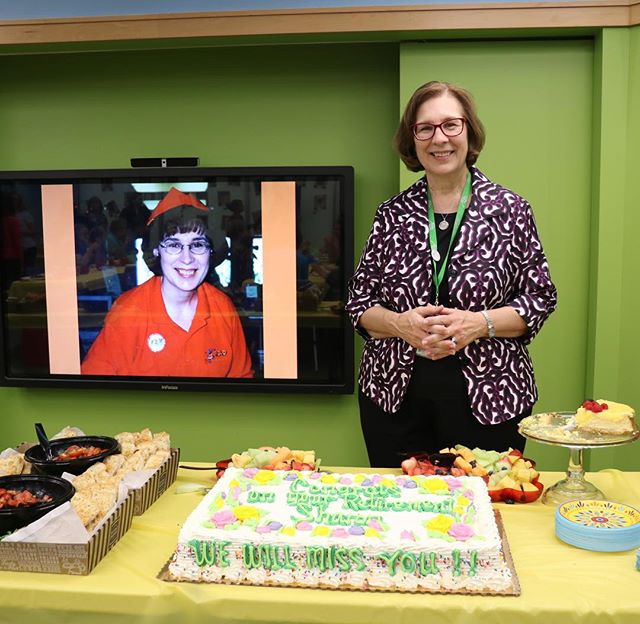 Wishing Sharon Karpiel, Head of the Kids’ Library, all the best on her retirement! Thank you for being part of the EPL family for 32 years. #retirementparty #withappreciation #elmhurstpubliclibrary